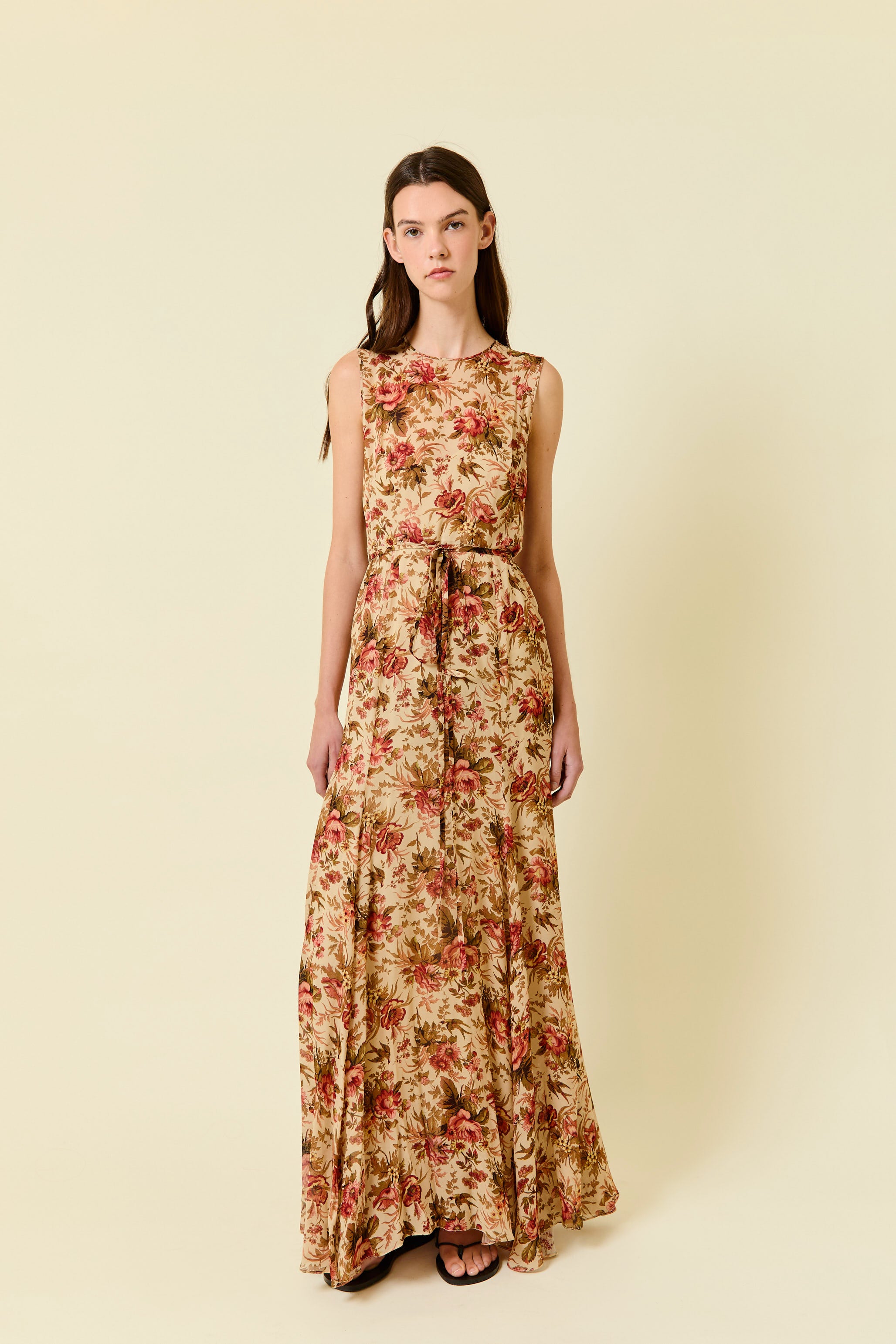 VESTIDO VIVIAN CAPA FLOR NUDE