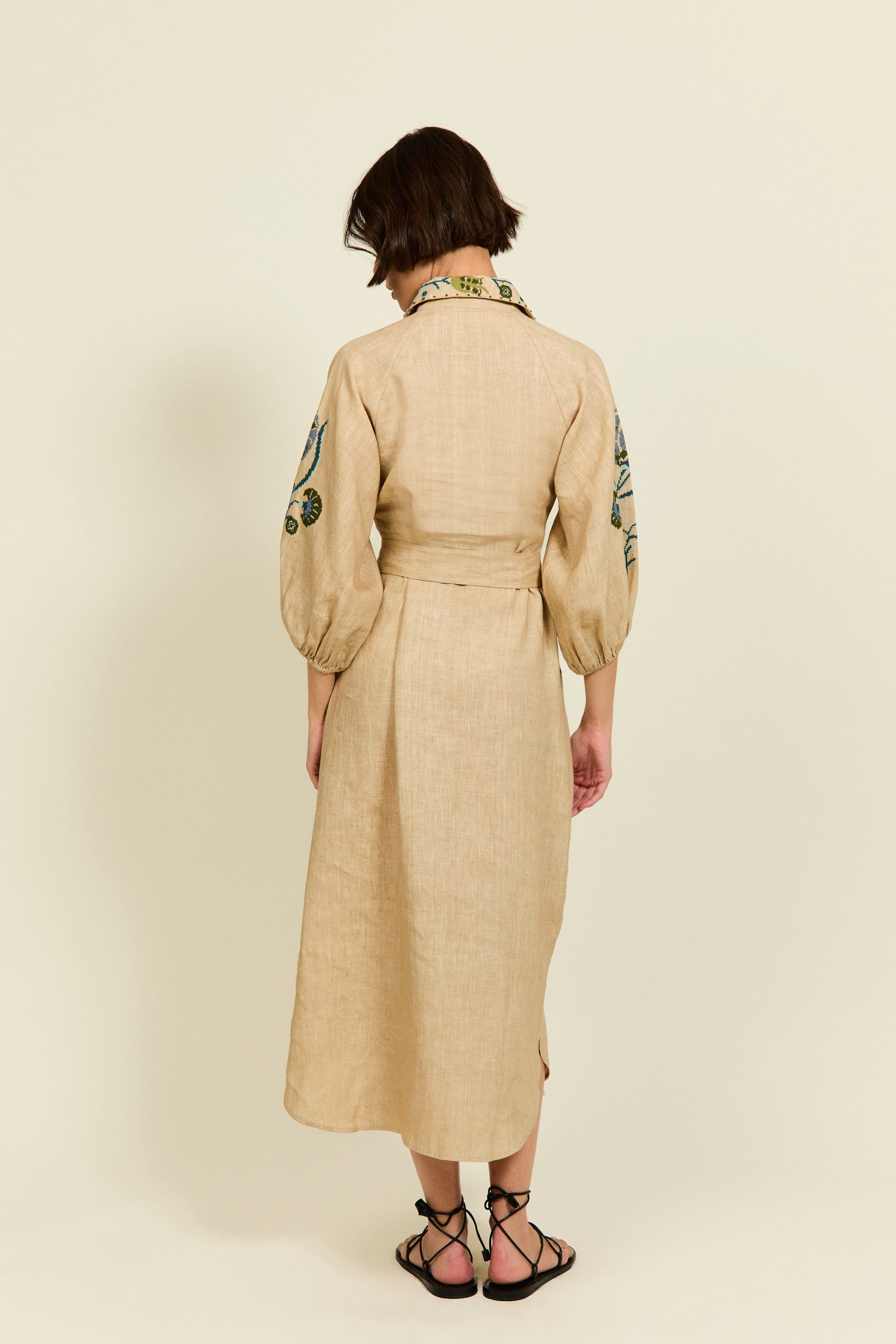 VESTIDO RENÉ BEIGE