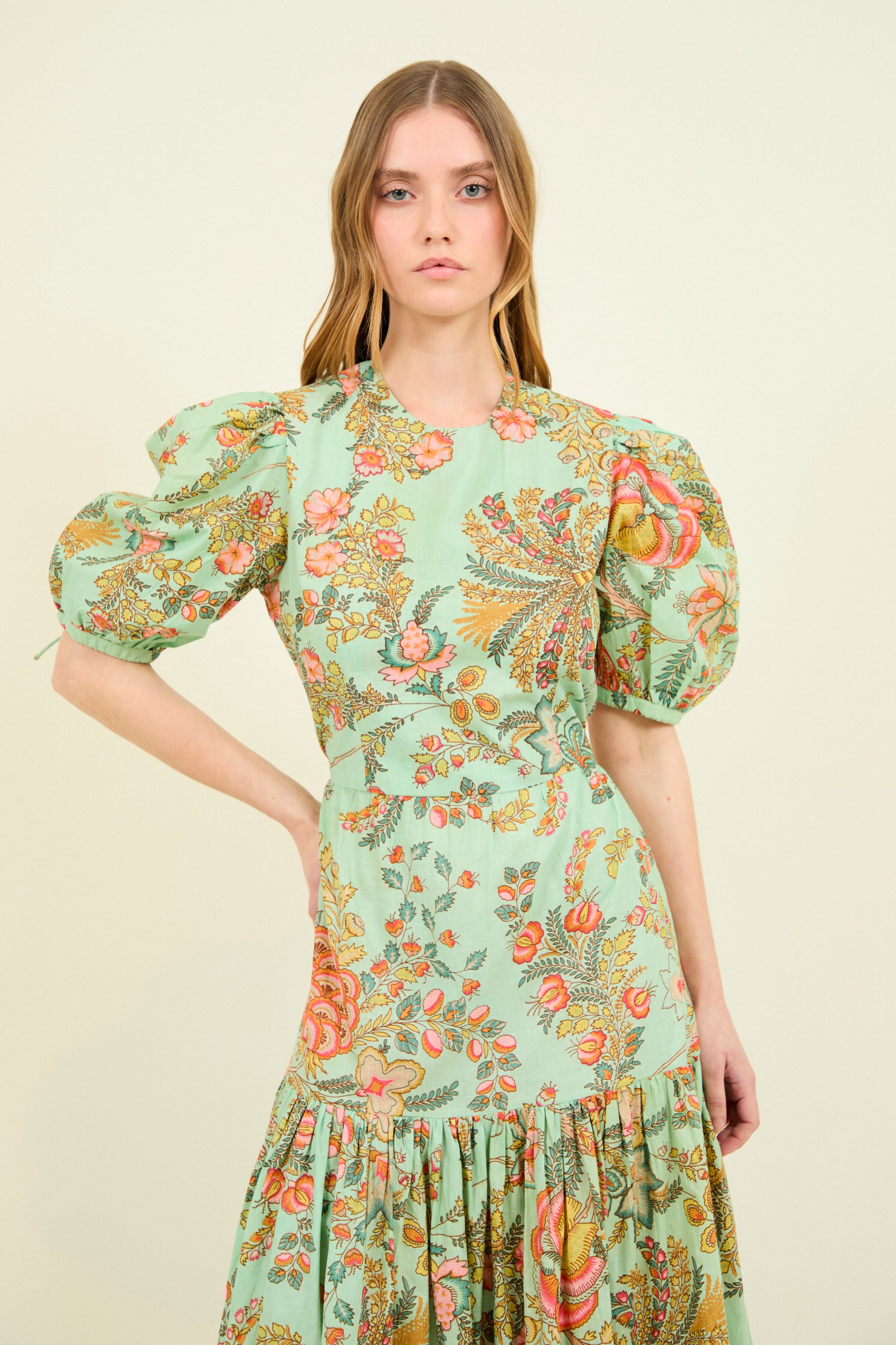 VESTIDO GABRIELLA FLORES TURQUESA