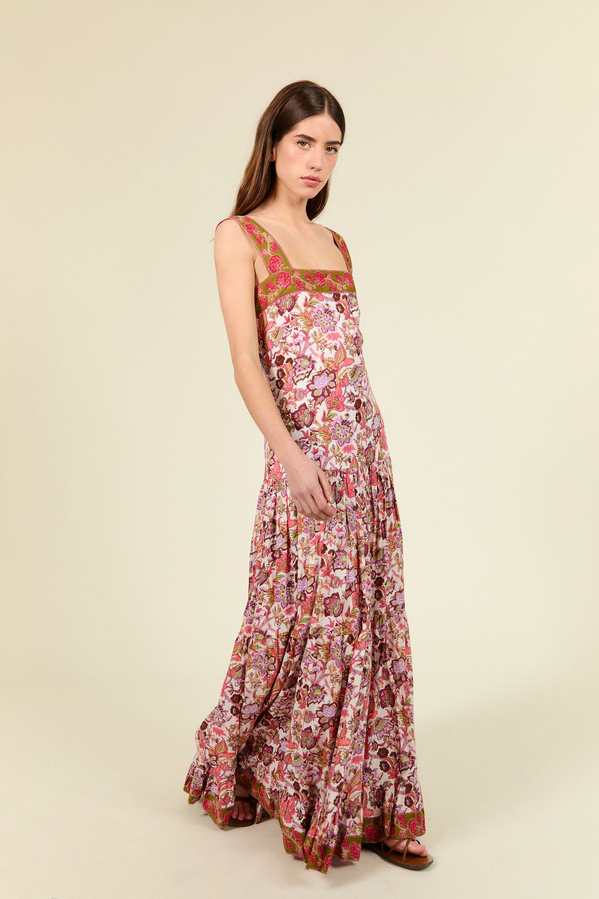 VESTIDO ZITA CORAL