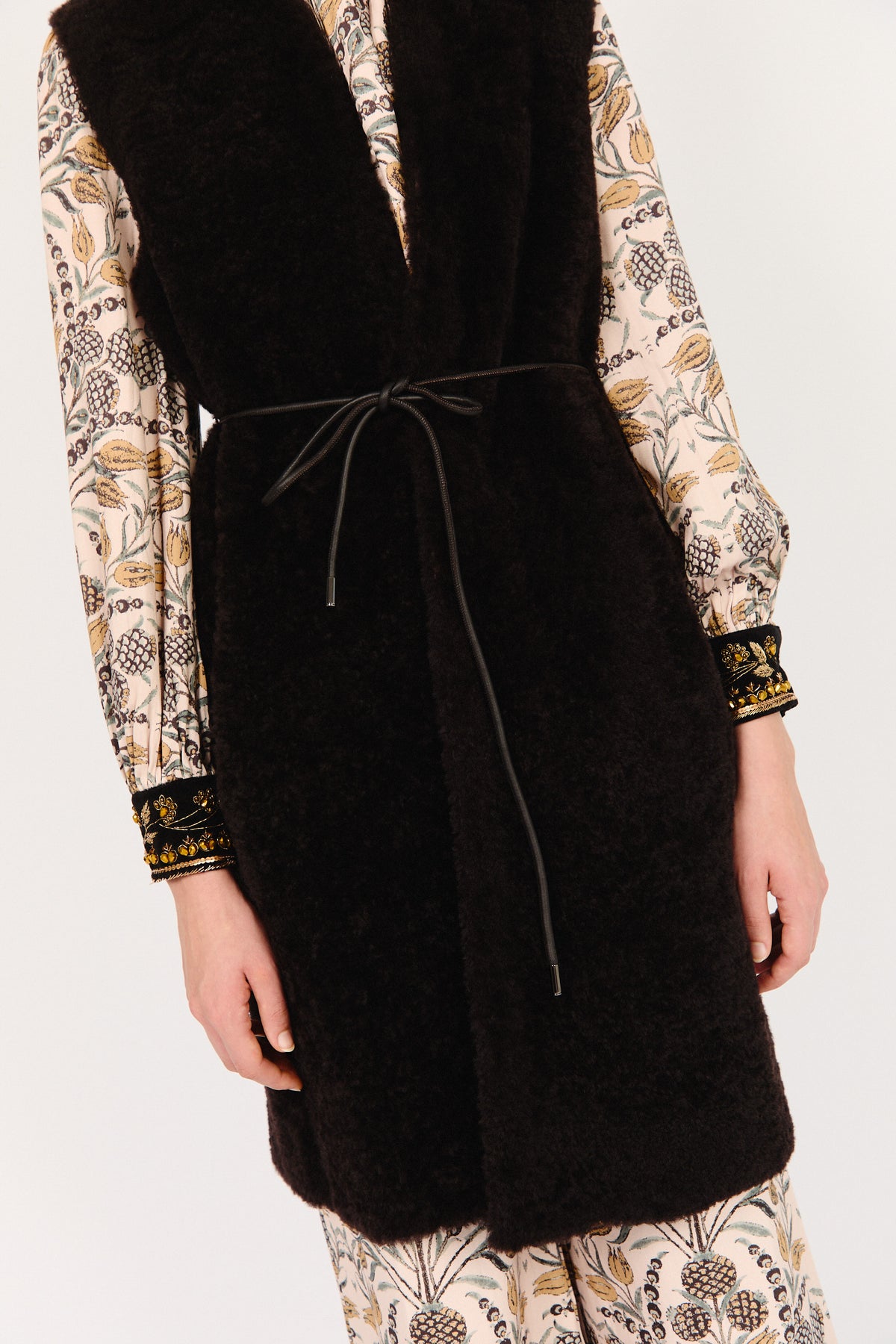 THALIA VESTE