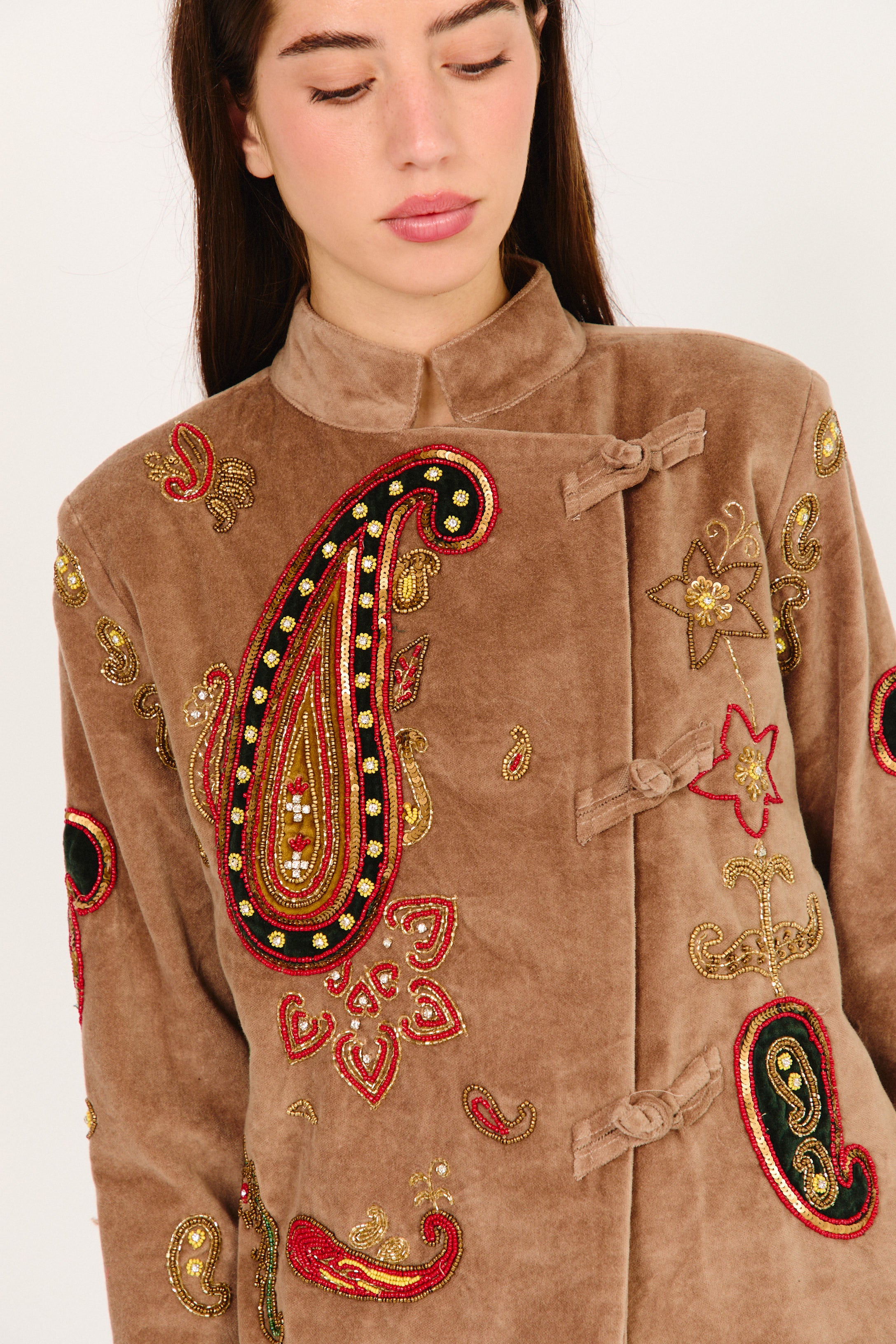 CHAQUETA ANGELA MARRON
