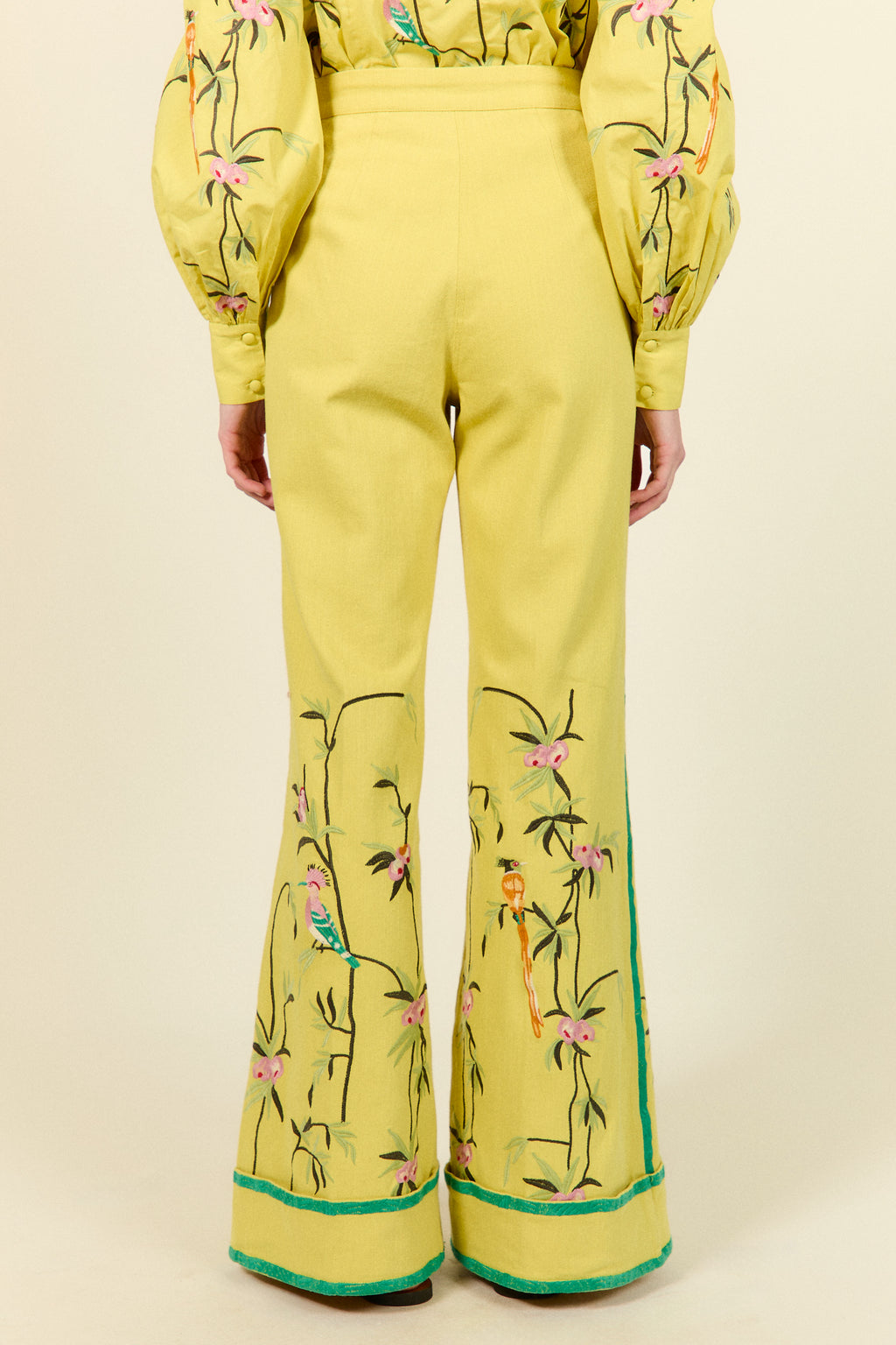 OLIVIA PANT - BY TATIANA DE NICOLAY