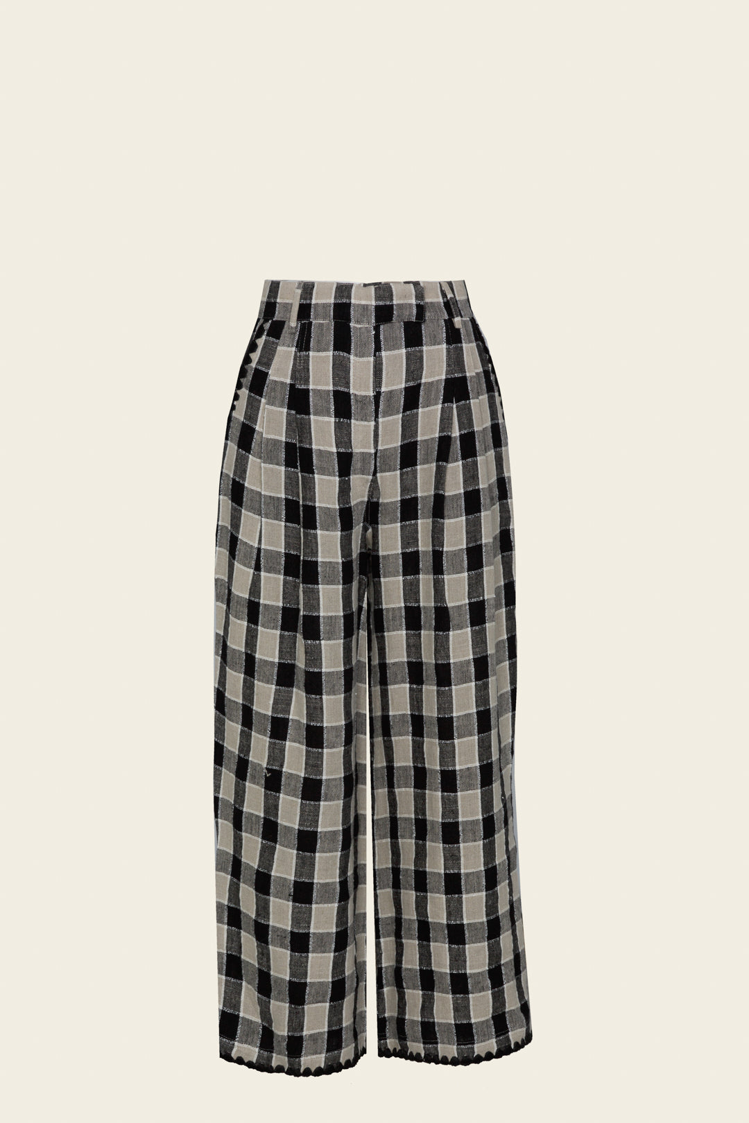 NILA PANT