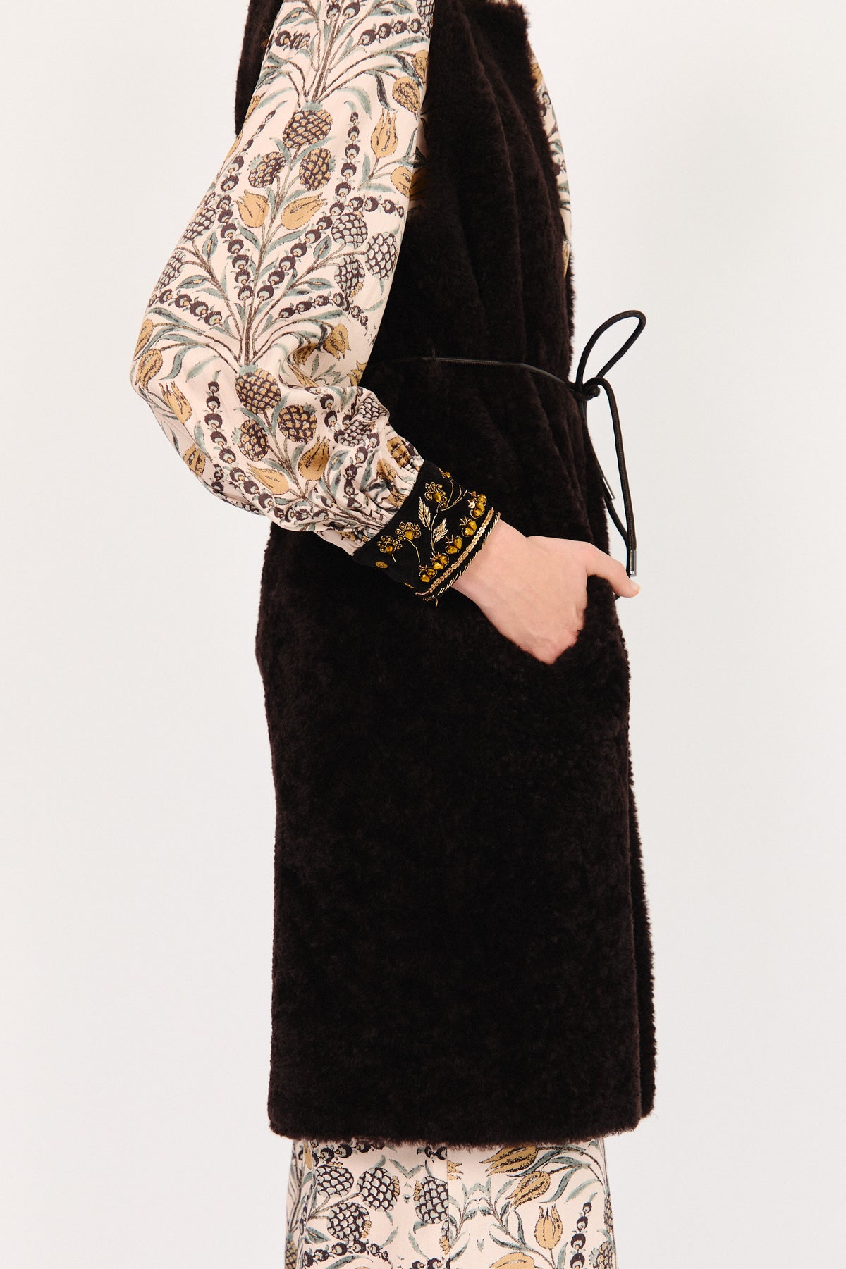 THALIA VESTE