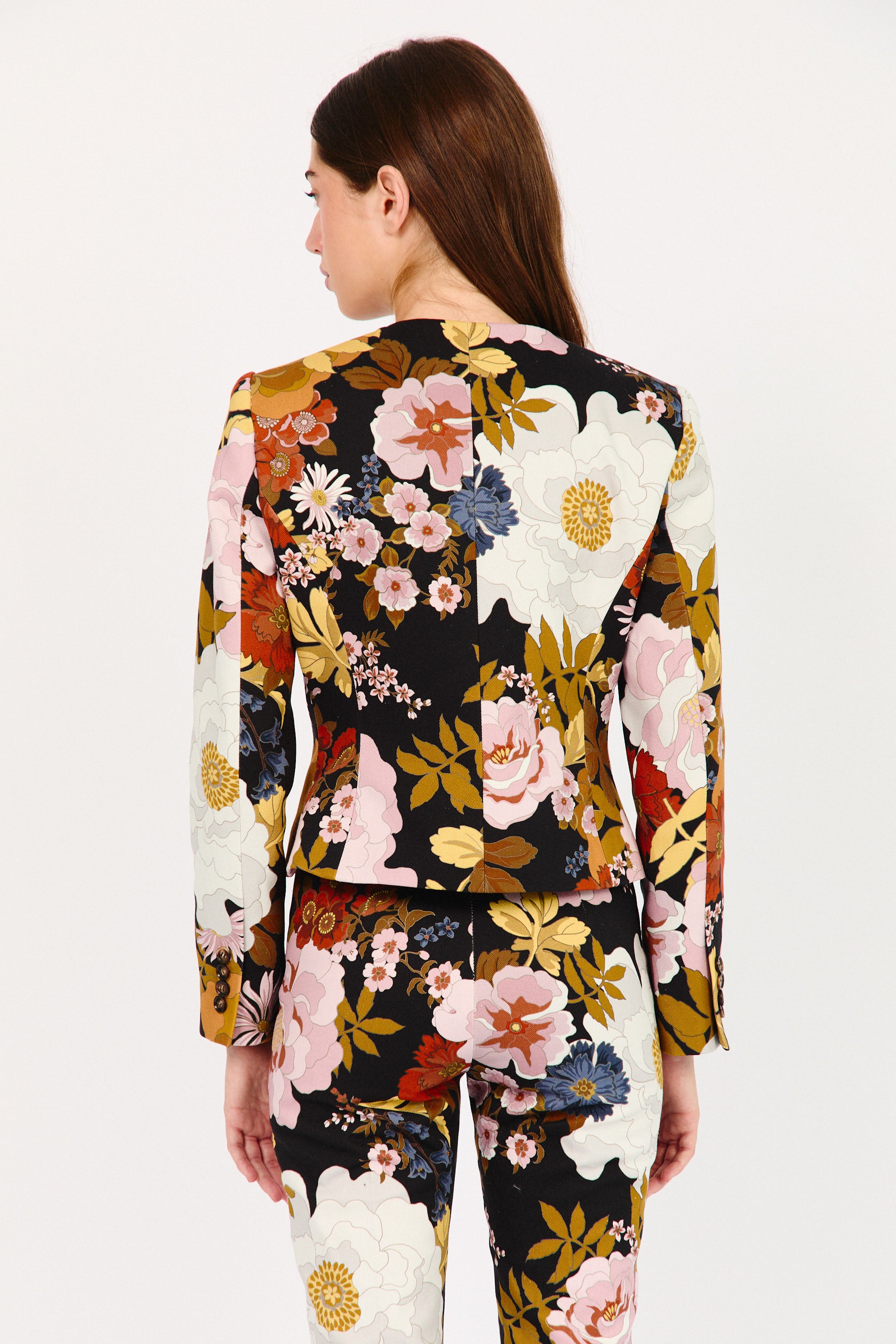 AROA JACKET